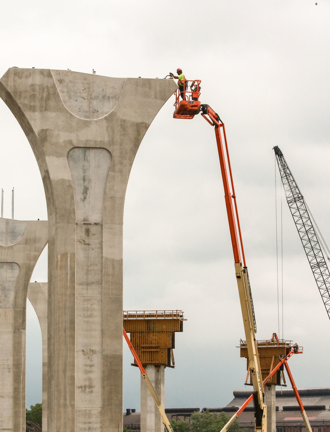 Cline Avenue Bridge construction project